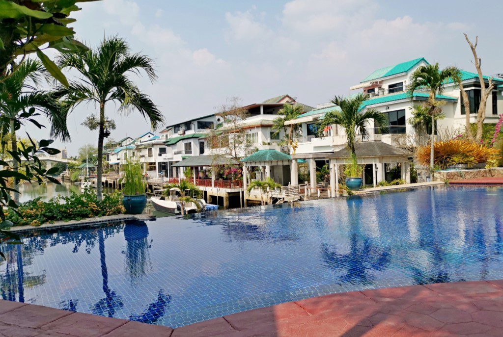Jomtien Yacht Club 3 3br sqm 20