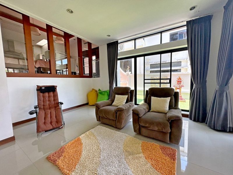 Jomtien Yacht Club 3 3br sqm 5