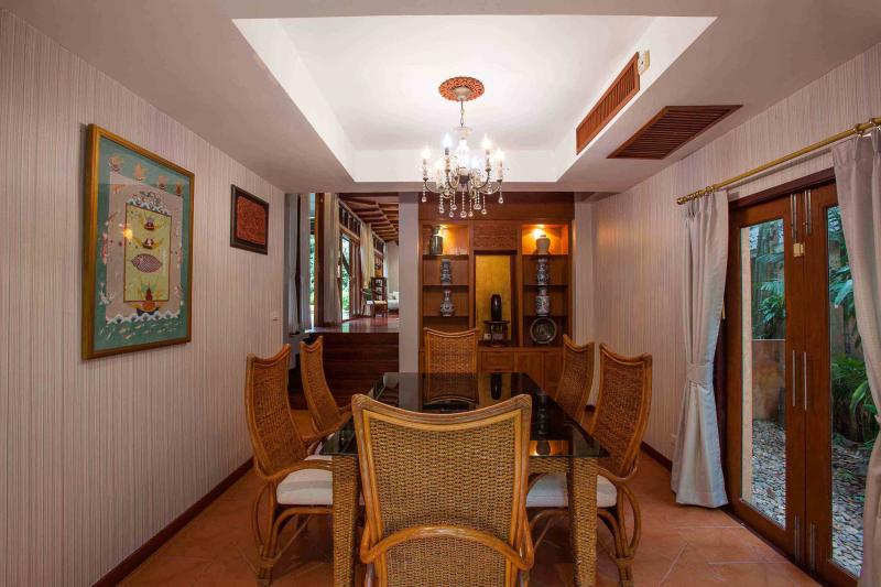 JTH21780_8 Dharawadi Thai House 4br 600sqm 9