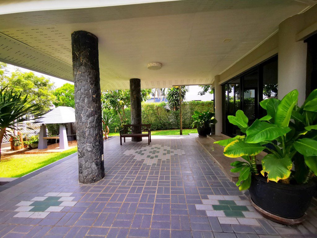 Jomtien Yacht Club 3 3br sqm 6