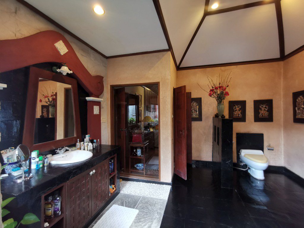 Thabali Village Jomtien 4br 450sqm 12