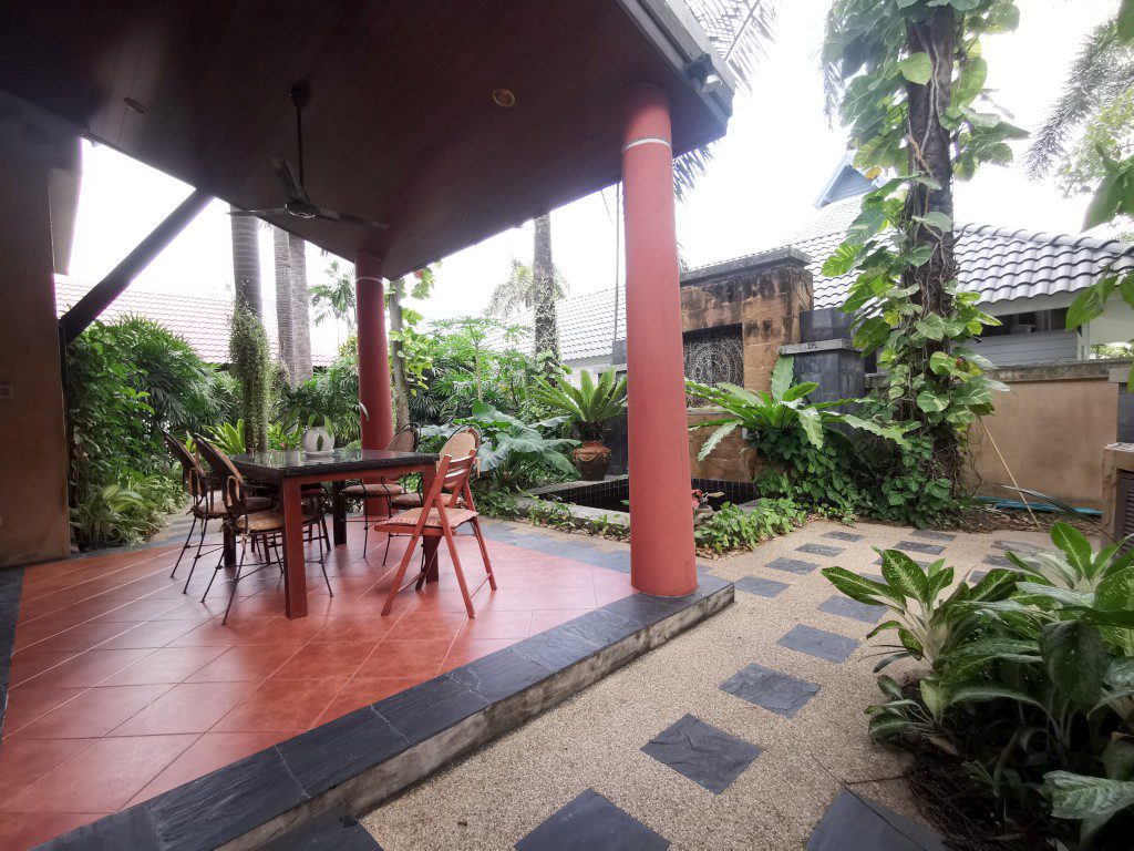 Thabali Village Jomtien 4br 450sqm 5