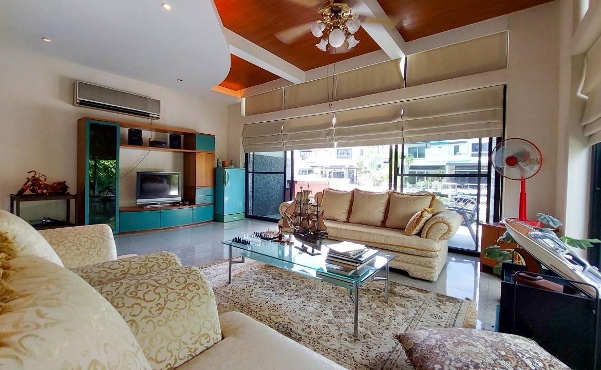 Jomtien Yacht Club 3 3br 190sqm 7