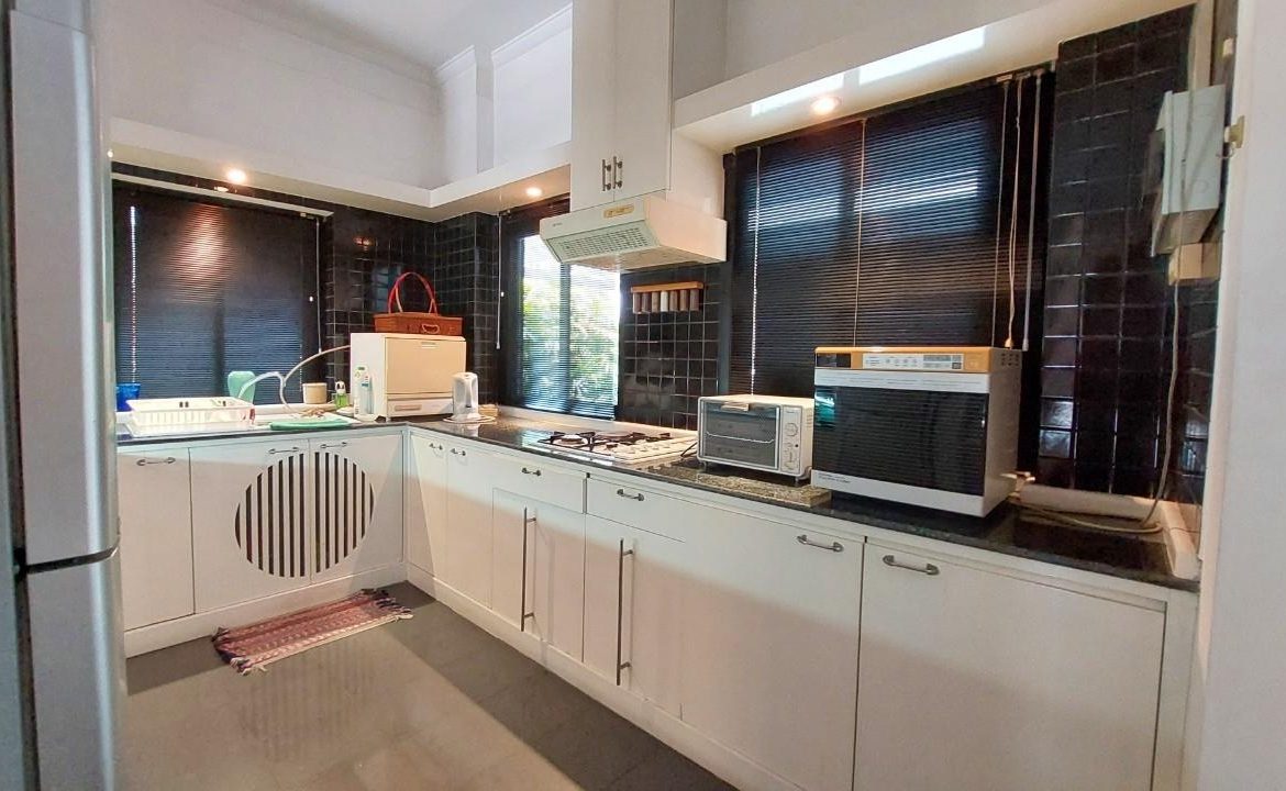 Jomtien Yacht Club 3 3br 190sqm 10