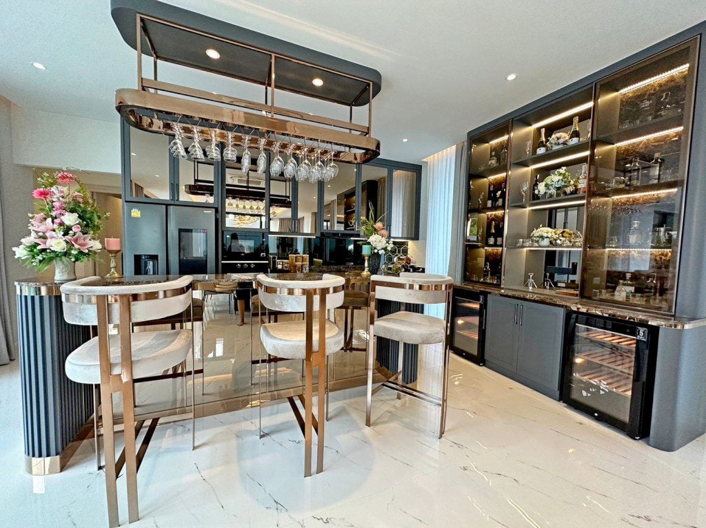 Без комплекса 6br 1039sqm 12