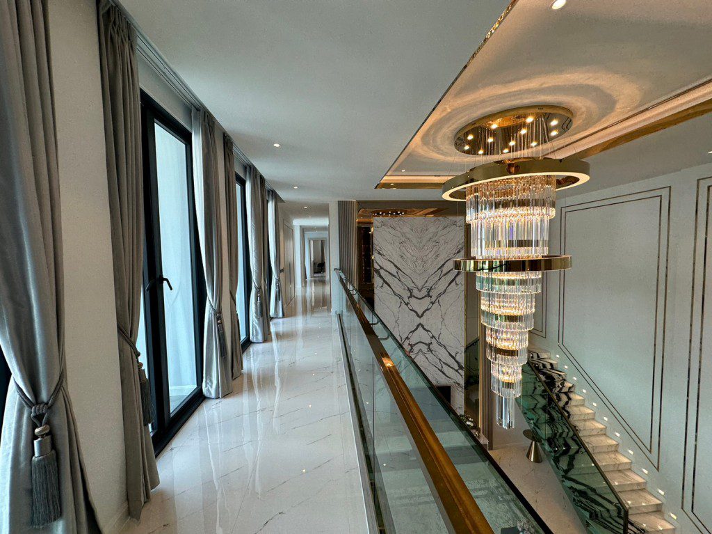 Без комплекса 6br 1039sqm 15