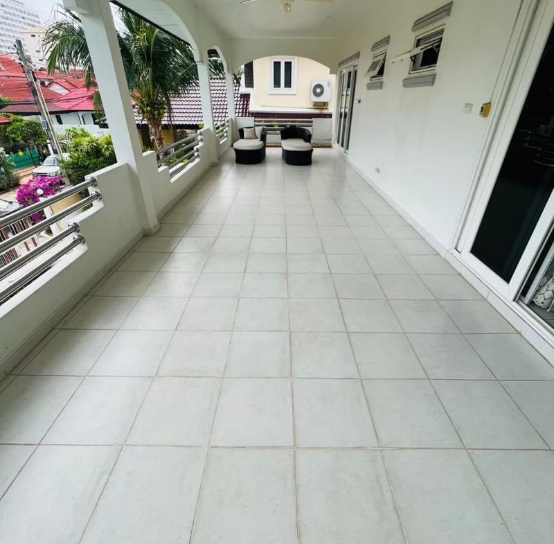 Royal Park Village 4br sqm 3