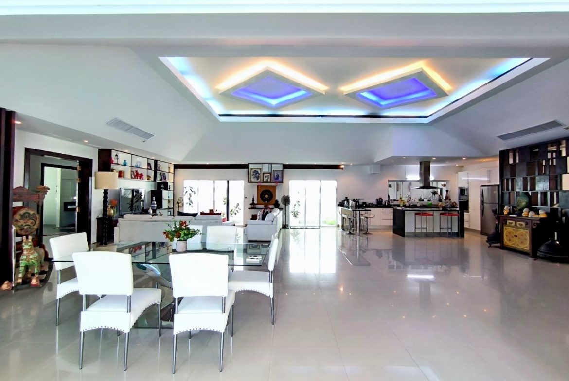 Jomtien Park Villa 3br 600sqm 17