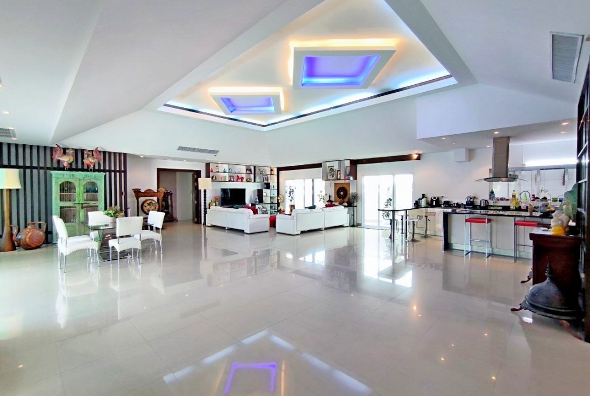 Jomtien Park Villa 3br 600sqm 8