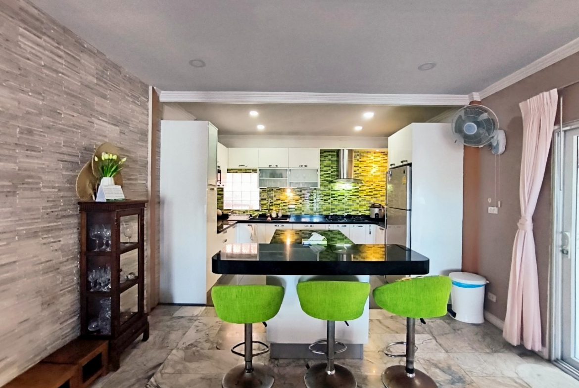 Casa Jomtien 5br sqm 14