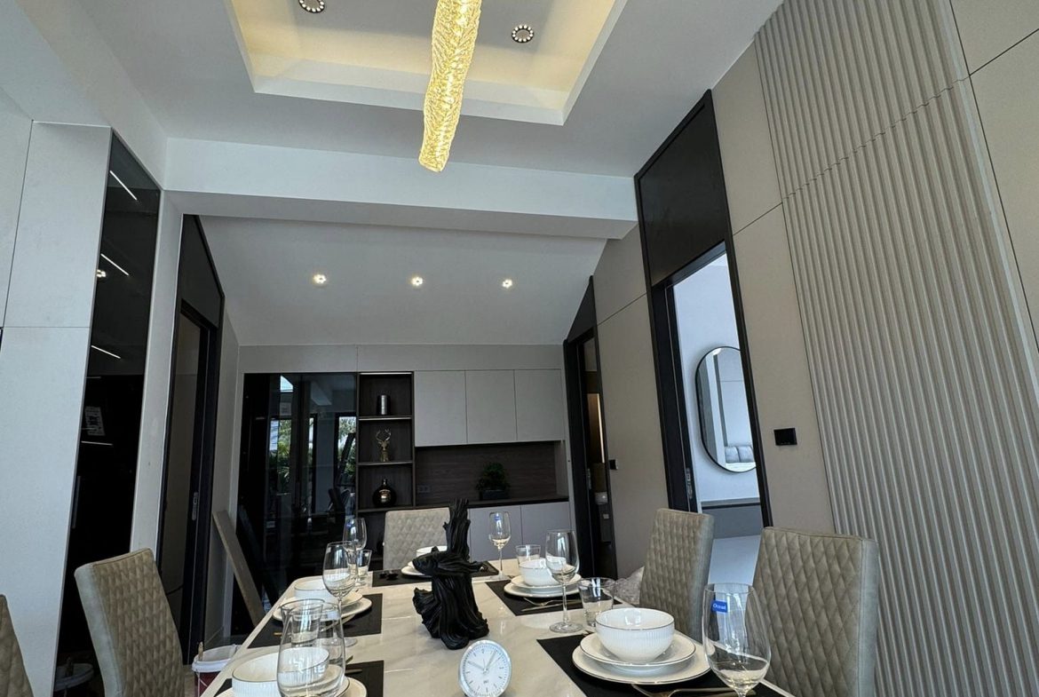 Без комплекса 4br 215sqm 11