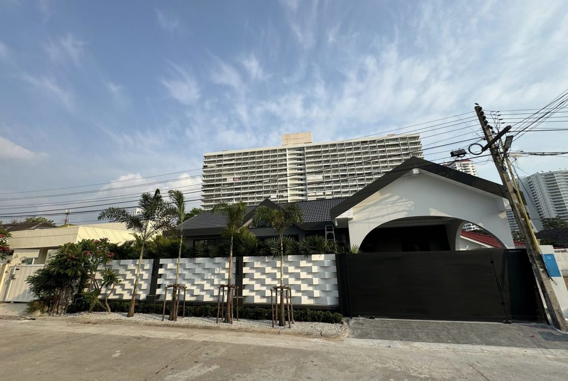 Без комплекса 4br 215sqm 7