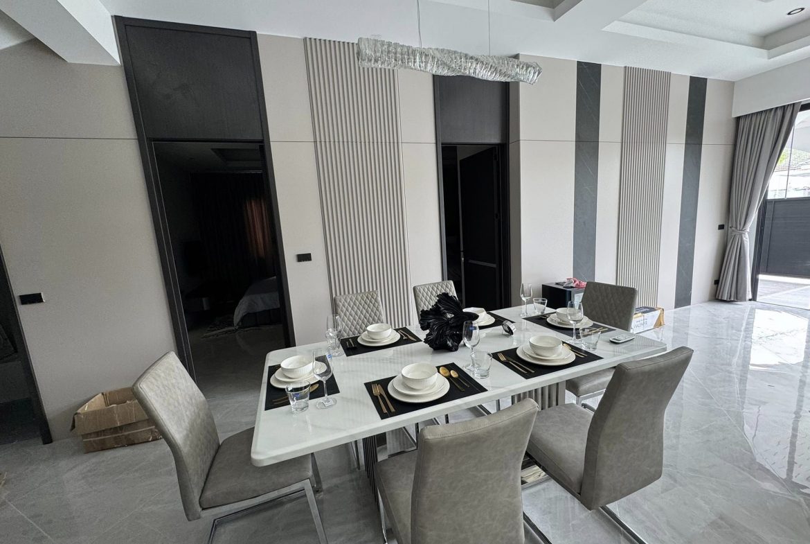 Без комплекса 4br 215sqm 9