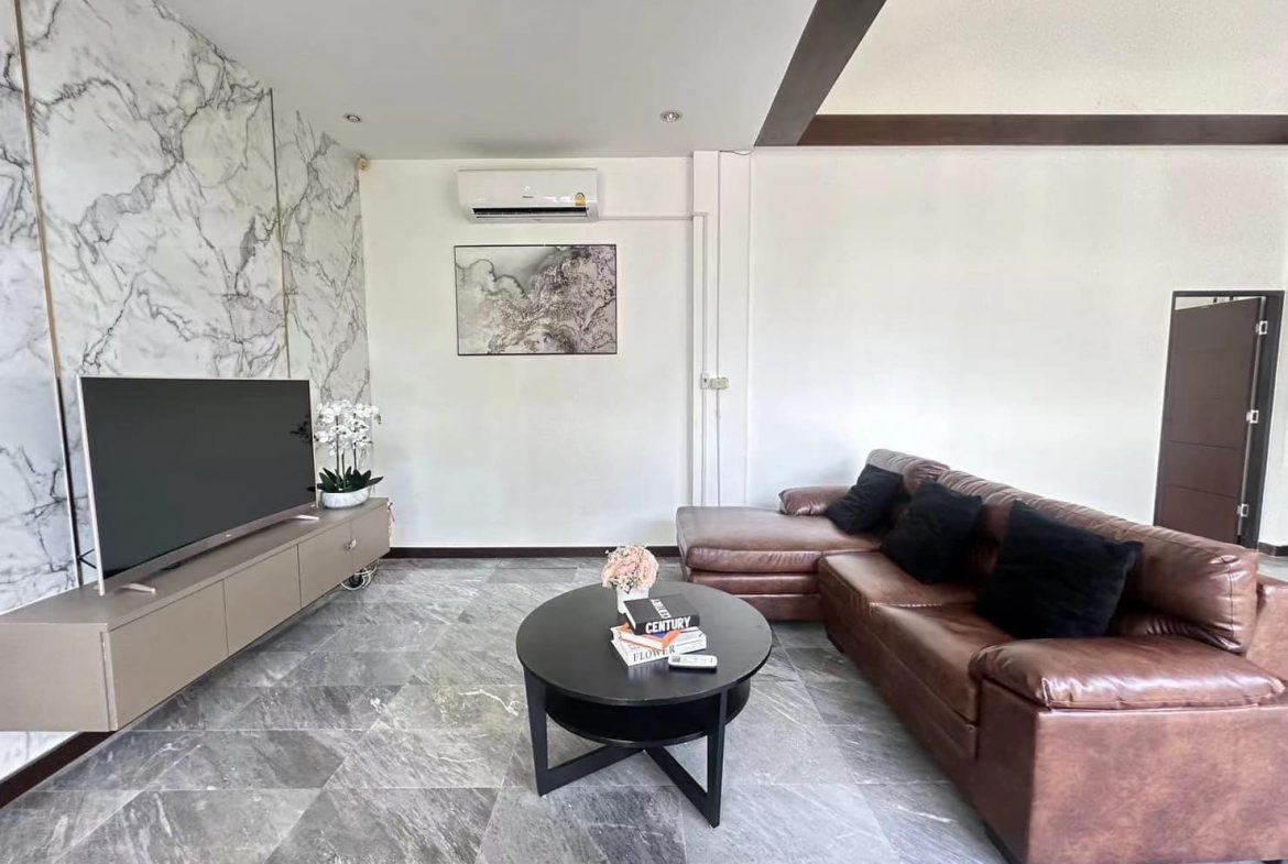 Nagawari 4br 220sqm 4