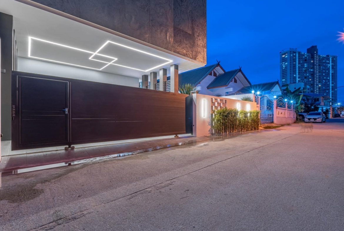 Без комплекса 5br 300sqm 3