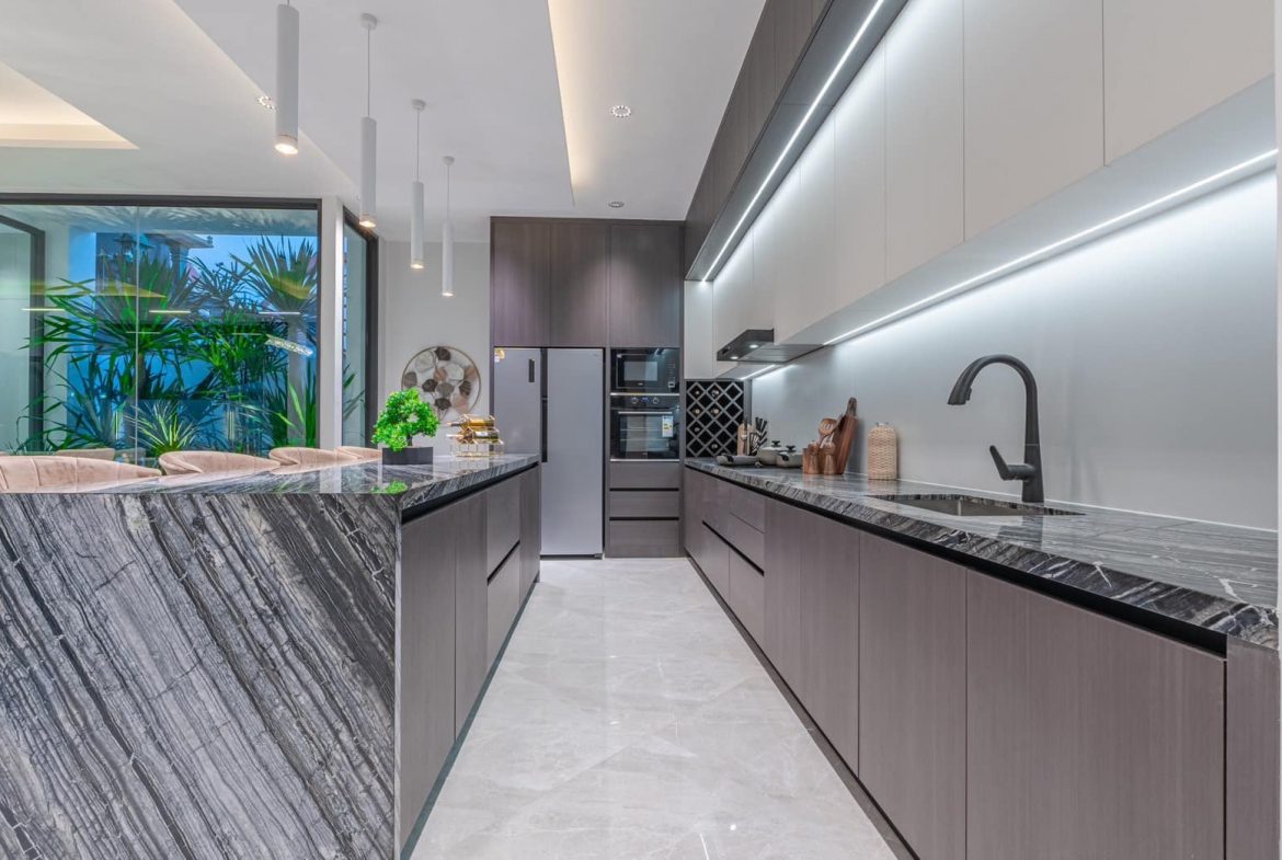 Без комплекса 5br 300sqm 7