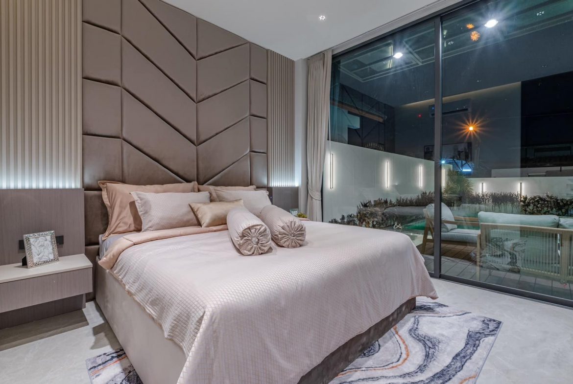 Без комплекса 5br 300sqm 8