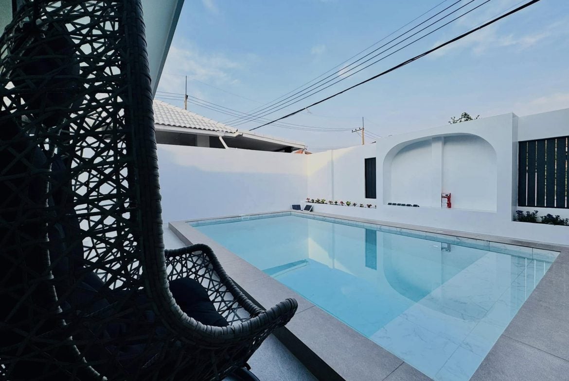 Eakmongkol 2 4br sqm 6