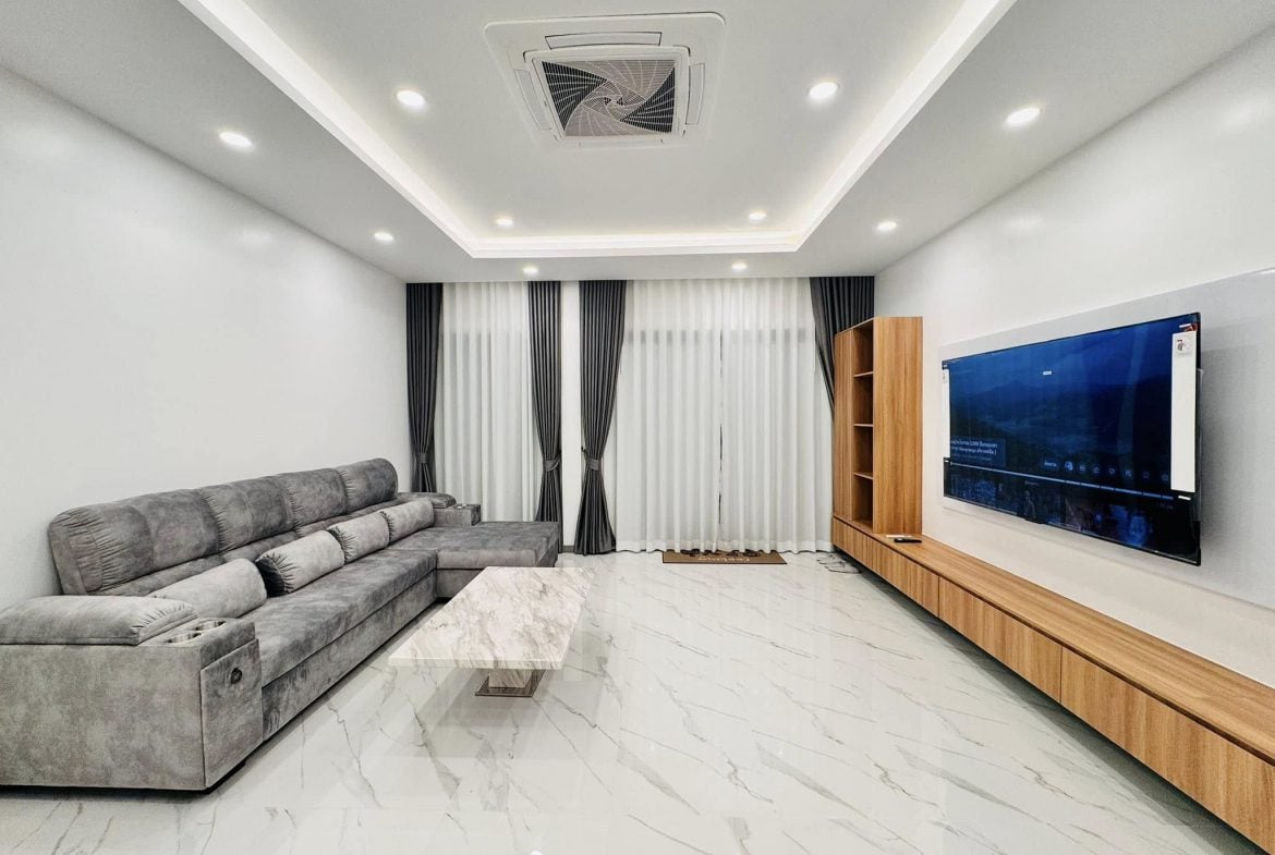 Eakmongkol 2 4br sqm 9