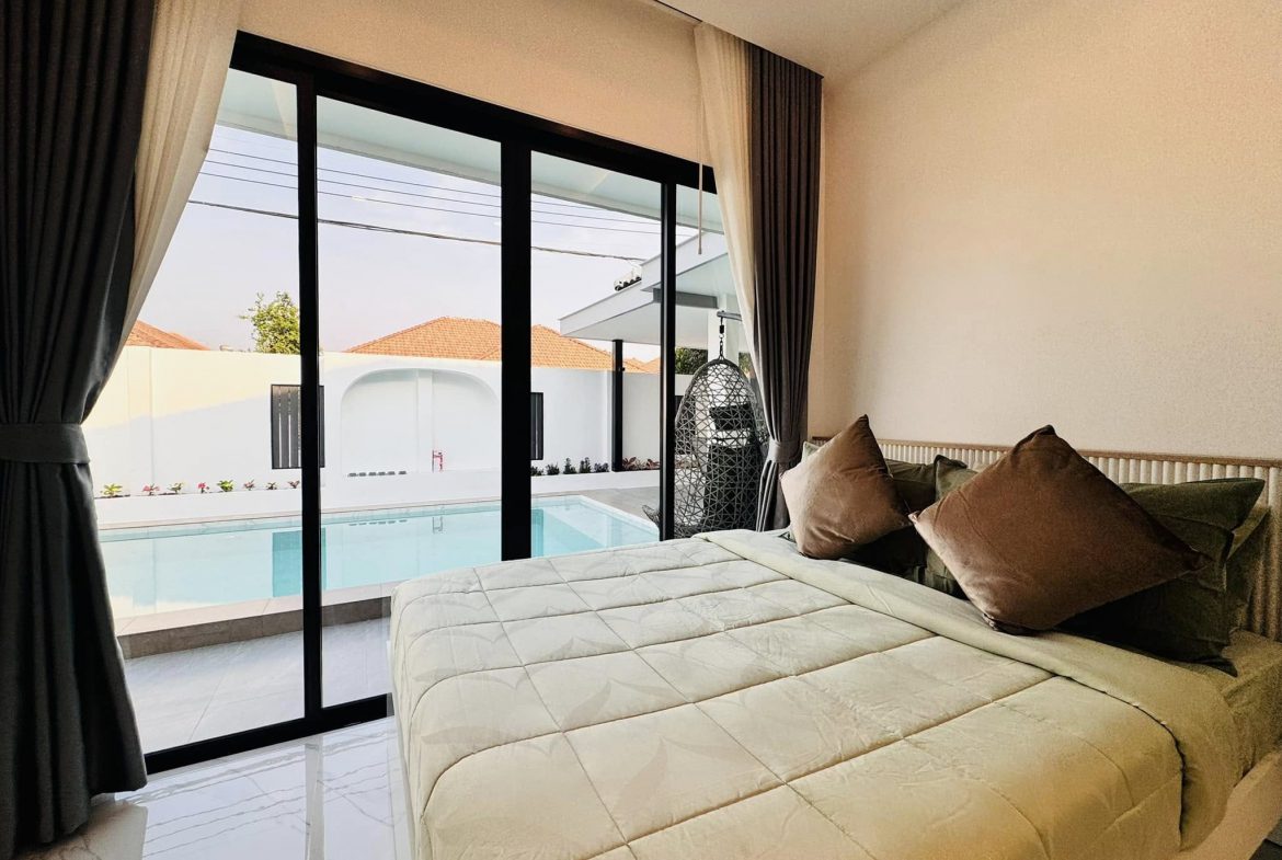 Eakmongkol 2 4br sqm 15