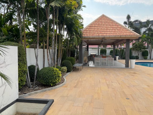 Jomtien Park Villa 6br sqm 1