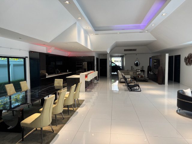 JTH25702_16 Jomtien Park Villa 6br sqm 17