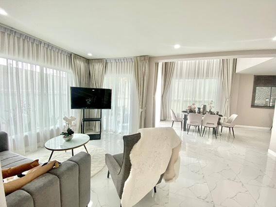 Baan Fah Rim Hadd 4br 215sqm 8