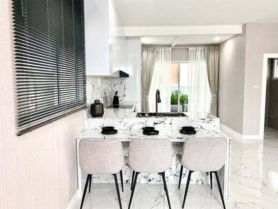 Baan Fah Rim Hadd 4br 215sqm 9