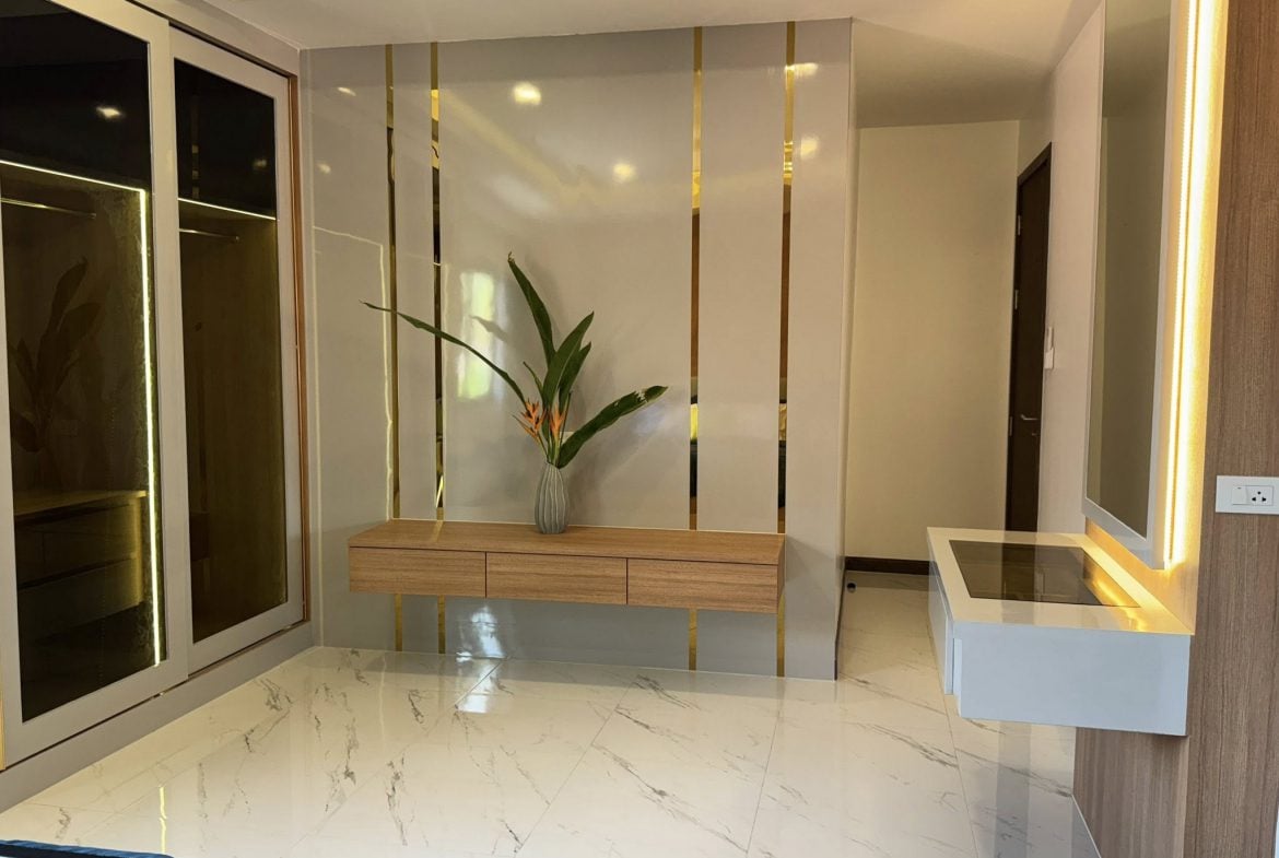 Aekmongkol Chaiyapreuk 2 6br 540sqm 14