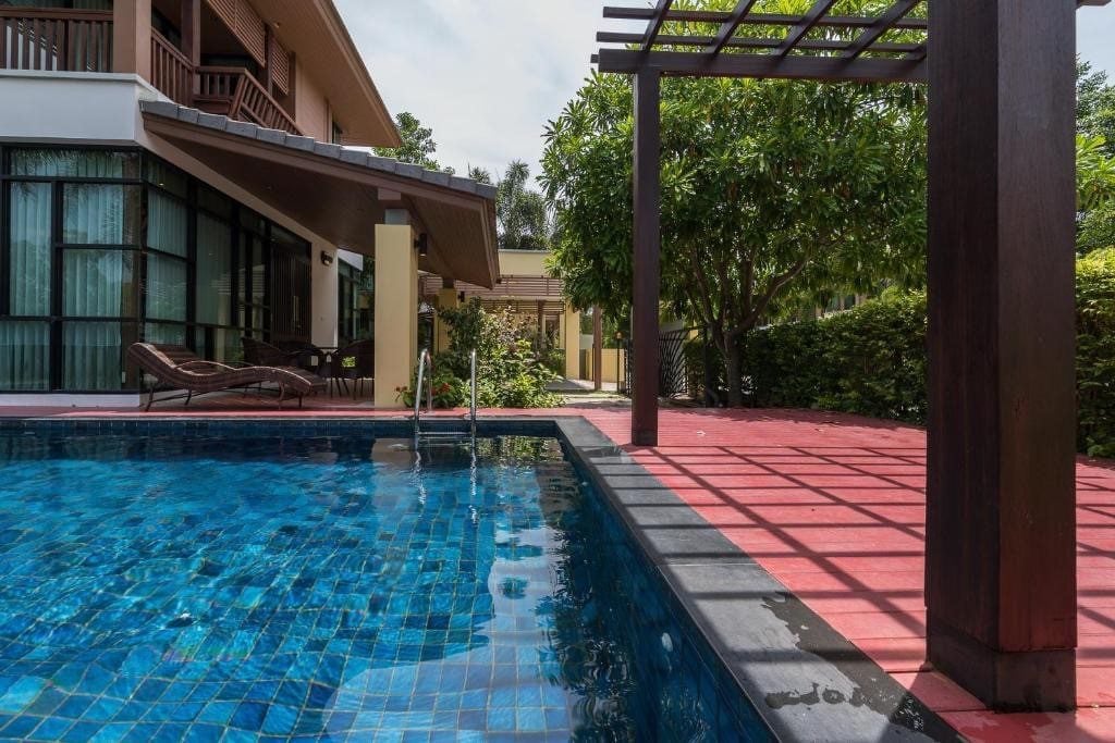 The Village near Horse shoe point 4br 262sqm 2