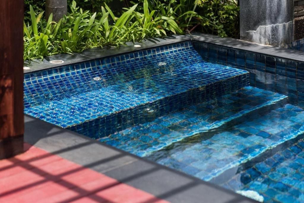 The Village near Horse shoe point 4br 262sqm 12