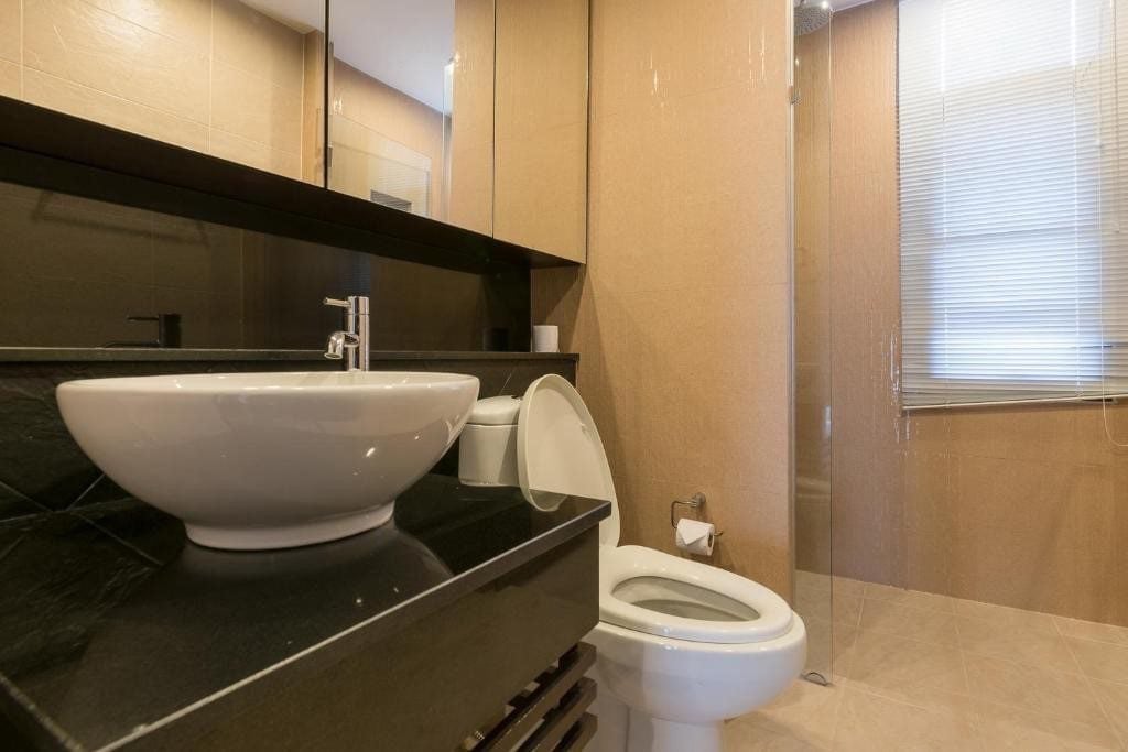 The Village near Horse shoe point 4br 262sqm 10