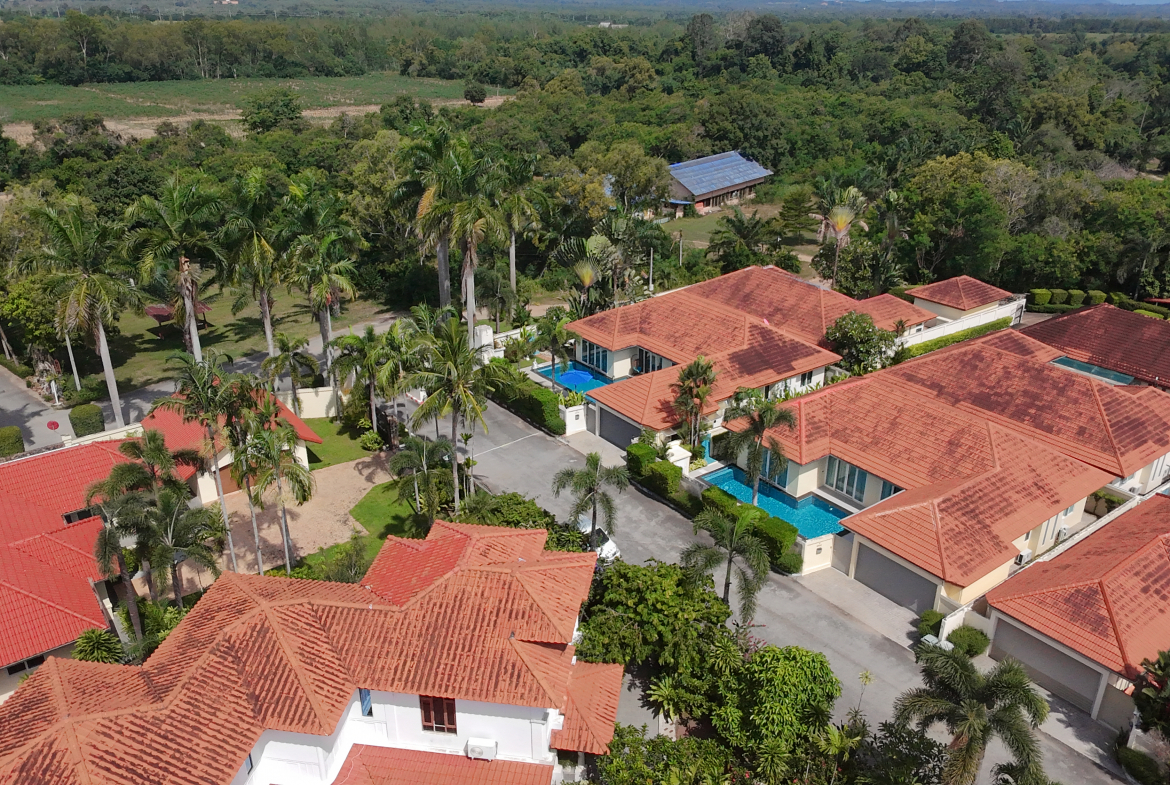 Whispering Palms 4br 210sqm 2