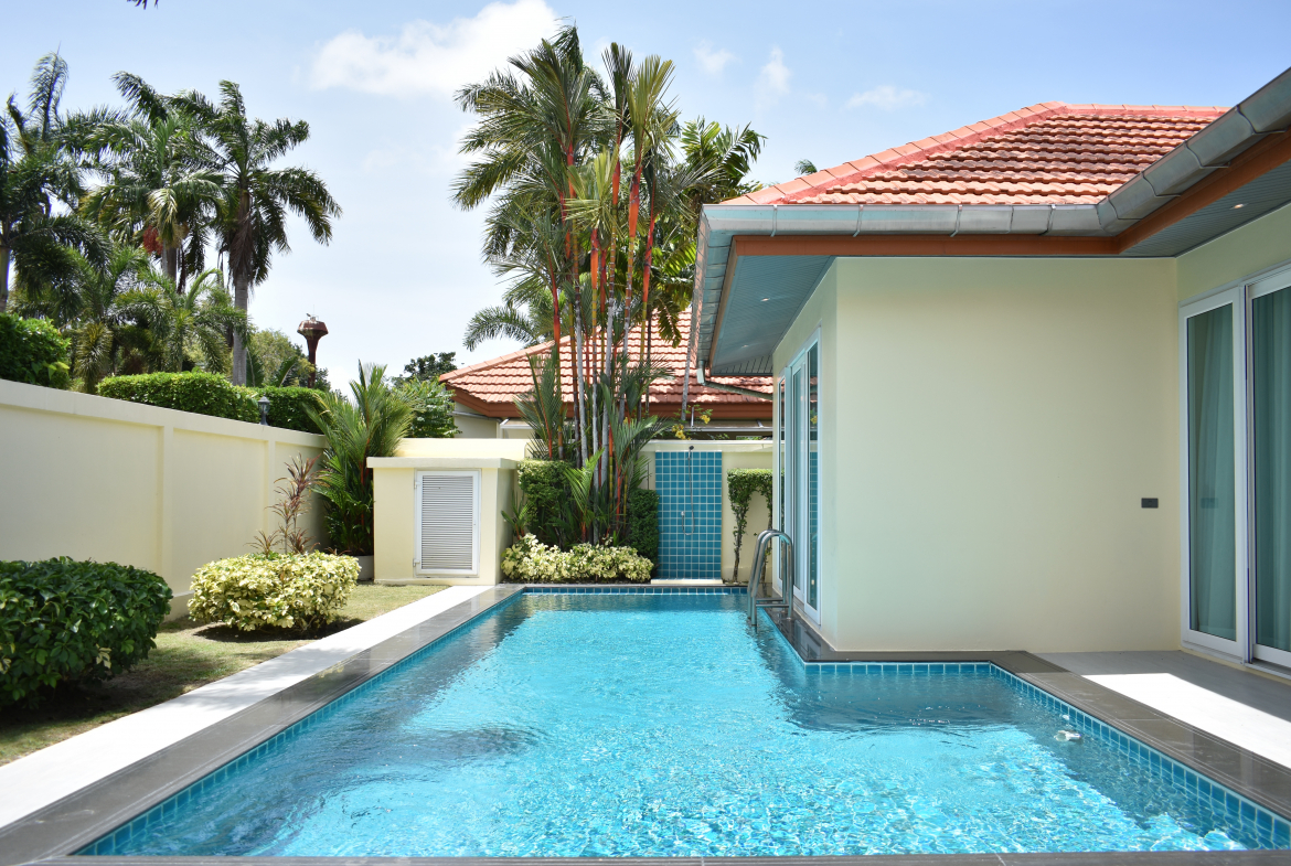 Whispering Palms 4br 210sqm 4