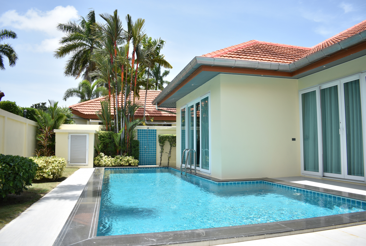 Whispering Palms 4br 210sqm 5