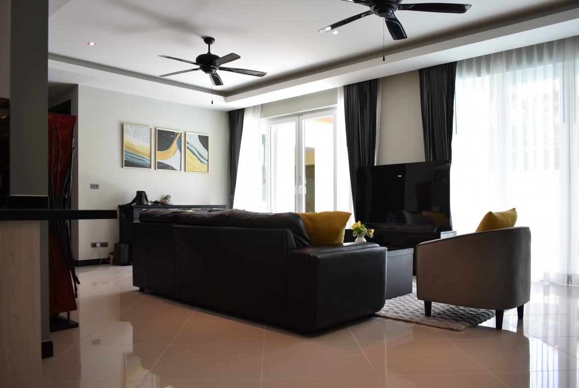 Whispering Palms 4br 210sqm 6