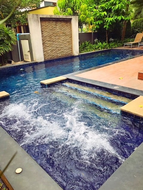 The Village near Horse shoe point 3br 330sqm 3