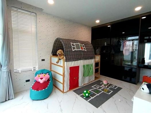 Palm lakeside Villa 4br 245sqm 11