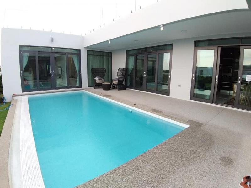 Palm lakeside Villa 5br 350sqm 1