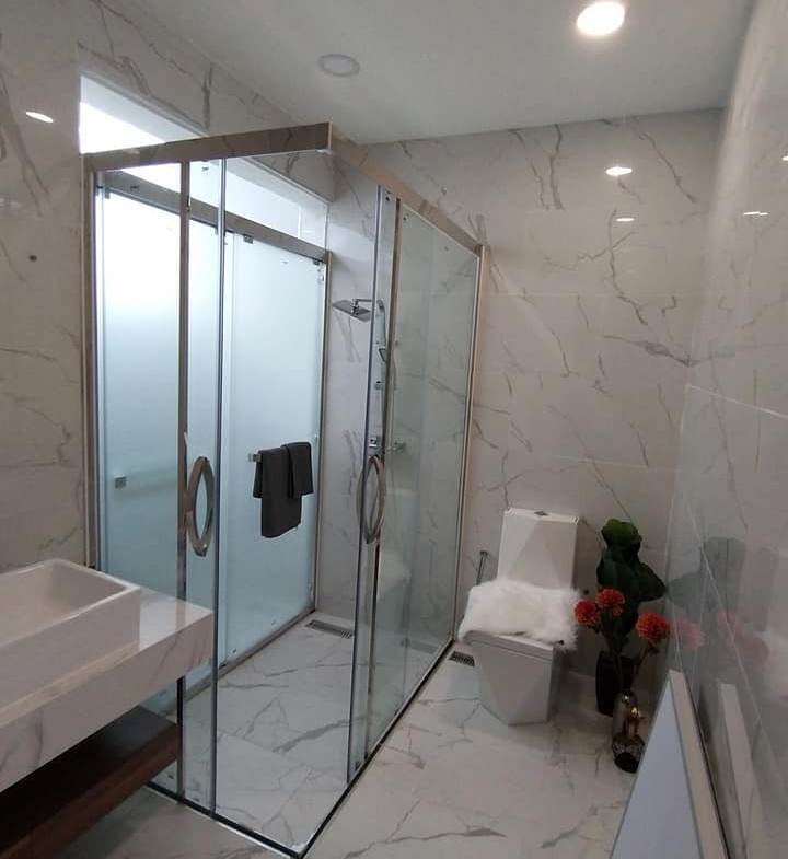 Palm lakeside Villa 5br 350sqm 12