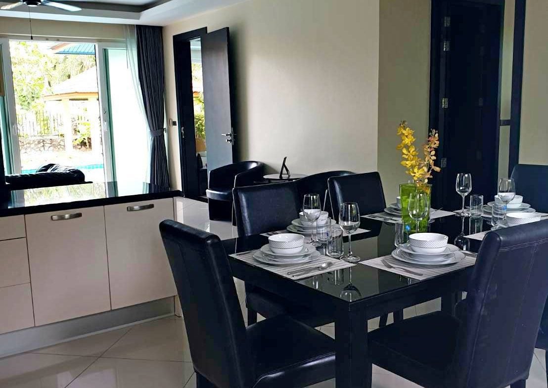 Whispering Palms 4br 250sqm 10