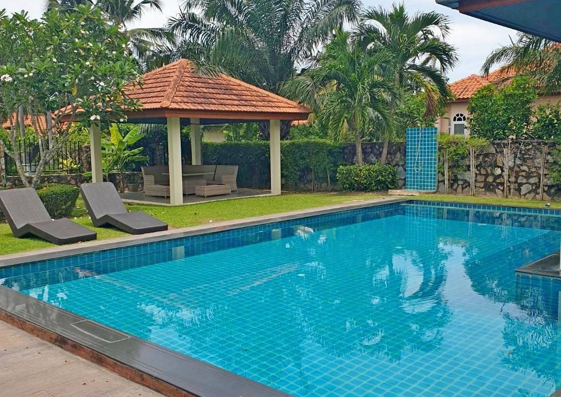 Whispering Palms 4br 250sqm 2