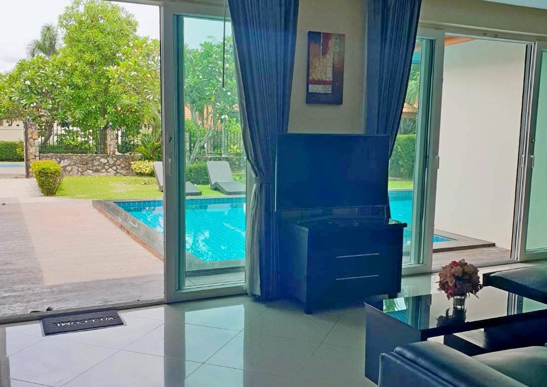 Whispering Palms 4br 250sqm 3