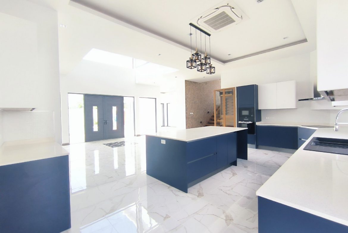 Без комплекса 4br 346sqm 10