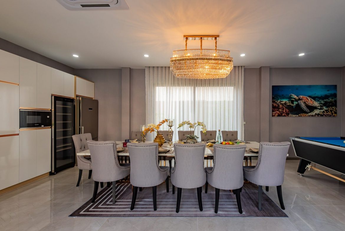 98 Lake ville 6br 680sqm 9