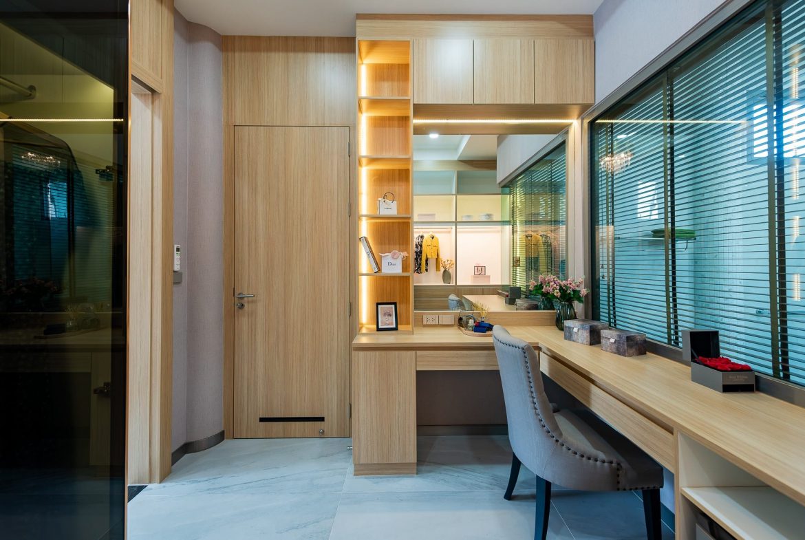 98 Lake ville 6br 680sqm 13