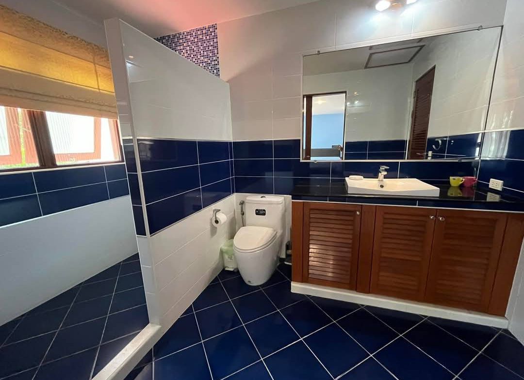 Без комплекса 6br 944sqm 18