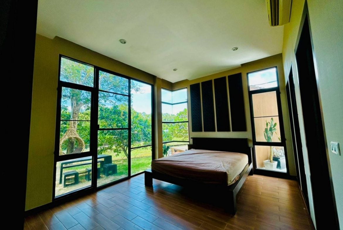 The Village near Horse shoe point 3br 220sqm 8