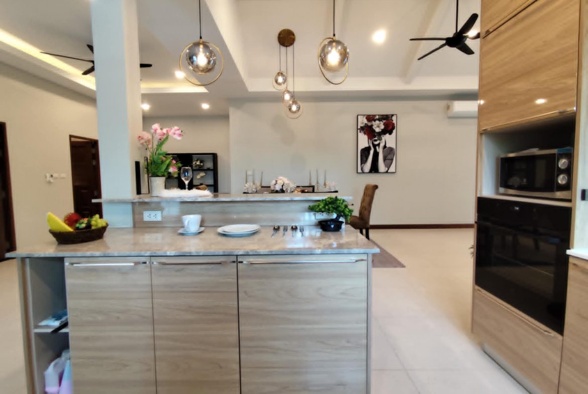 Natheekarn Park View 4br 357sqm 15