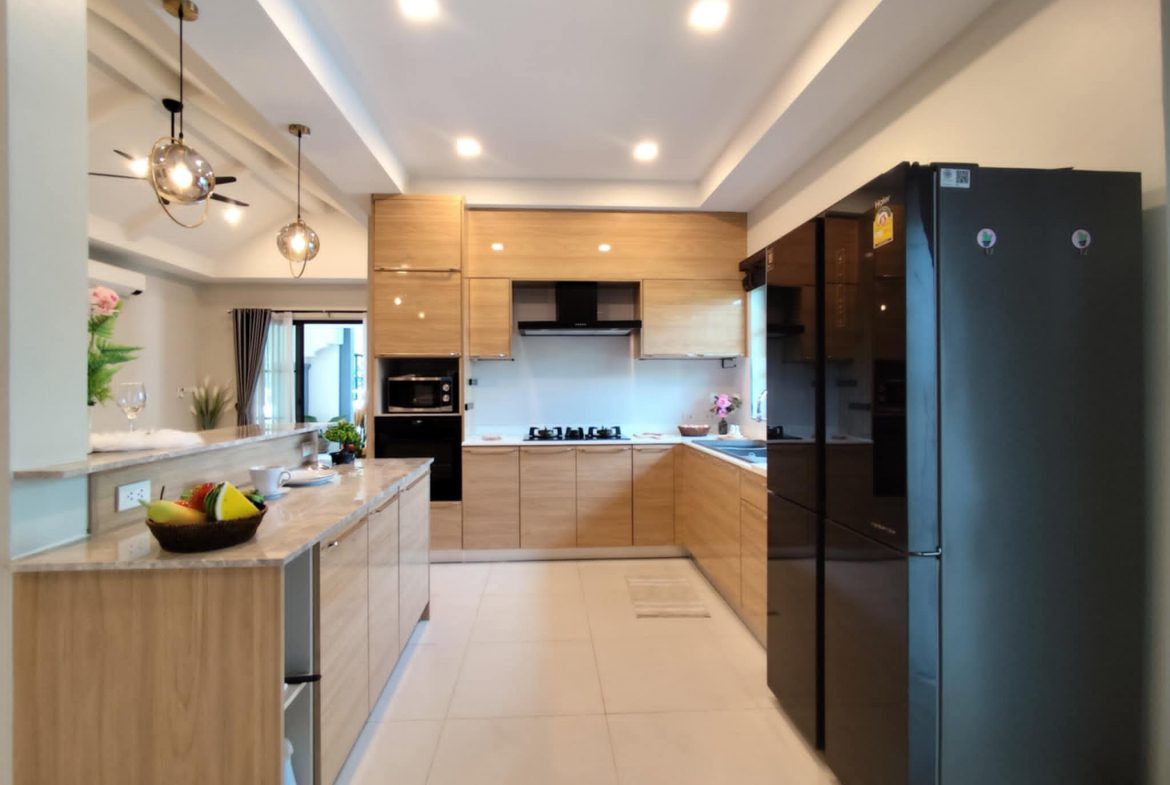 Natheekarn Park View 4br 357sqm 19